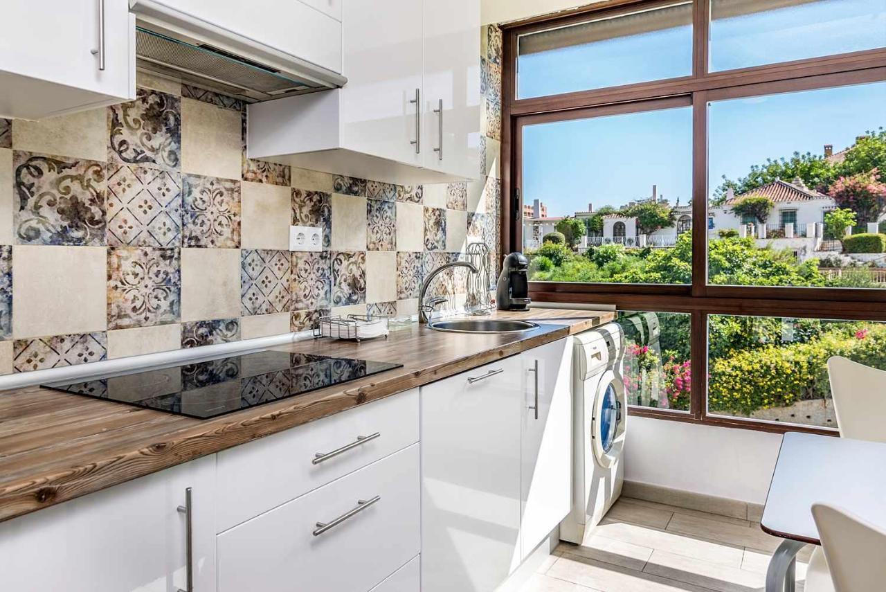 Loft In Front Of The Sea Benalmadena Apartment Exterior photo
